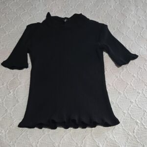 3/$10 Zara Black Ruffled 3/4 Sleeve Blouse